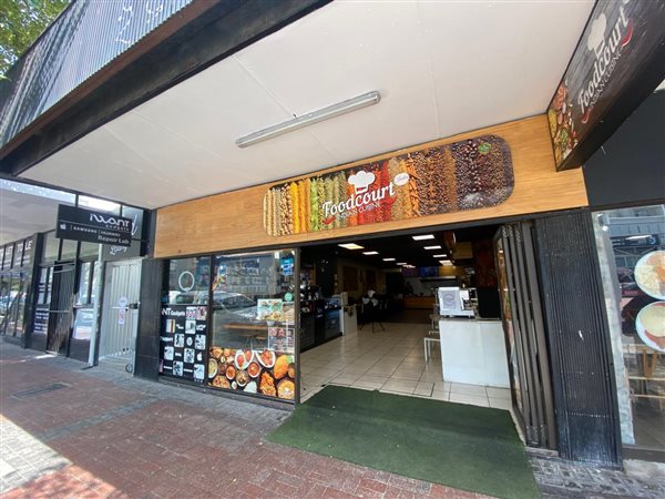 158  m² Retail Space in Sea Point