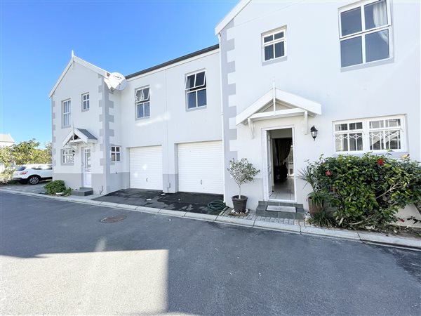 3 Bed Townhouse