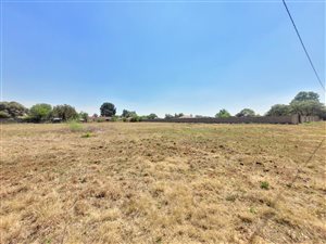 2552 m² Land available in Daleside