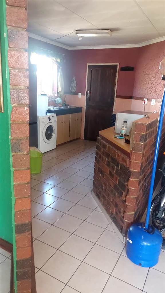 2 Bed House in Boksburg North photo number 28