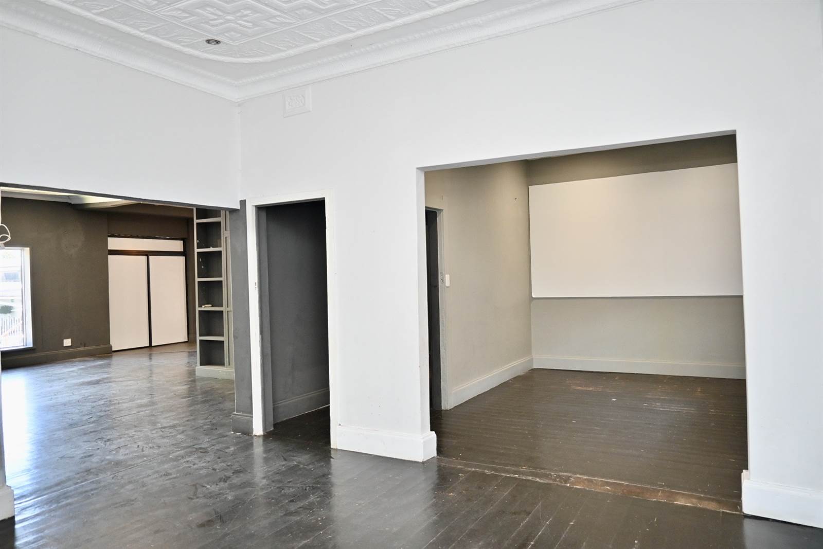 185  m² Retail Space in Parkhurst photo number 15