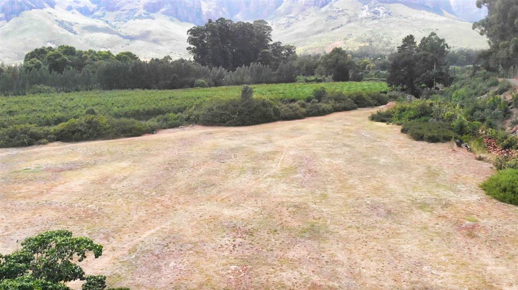4.1 ha Land available in Stellenbosch Agricultural photo number 15
