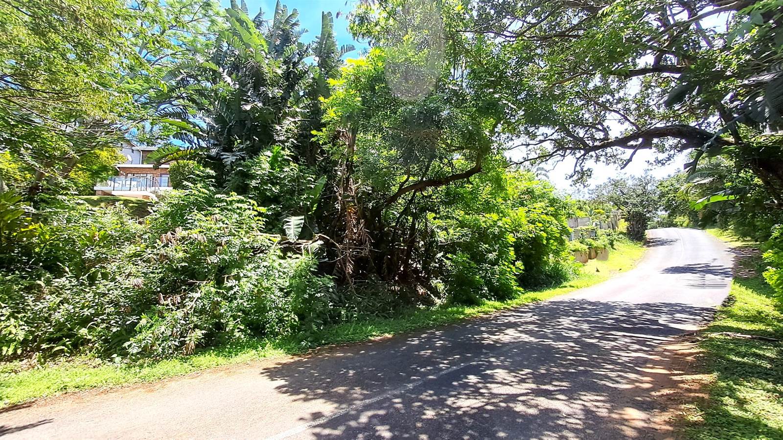 1020 m² Land available in Leisure Bay photo number 2