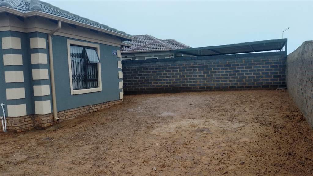 3 Bed House in Azaadville Gardens photo number 4