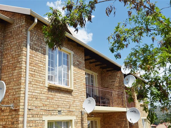 3 Bed Townhouse in Strubens Valley