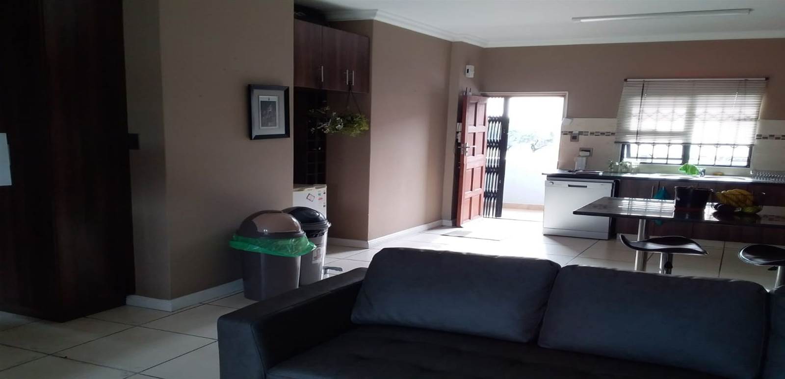 2 Bed Flat in Secunda photo number 14