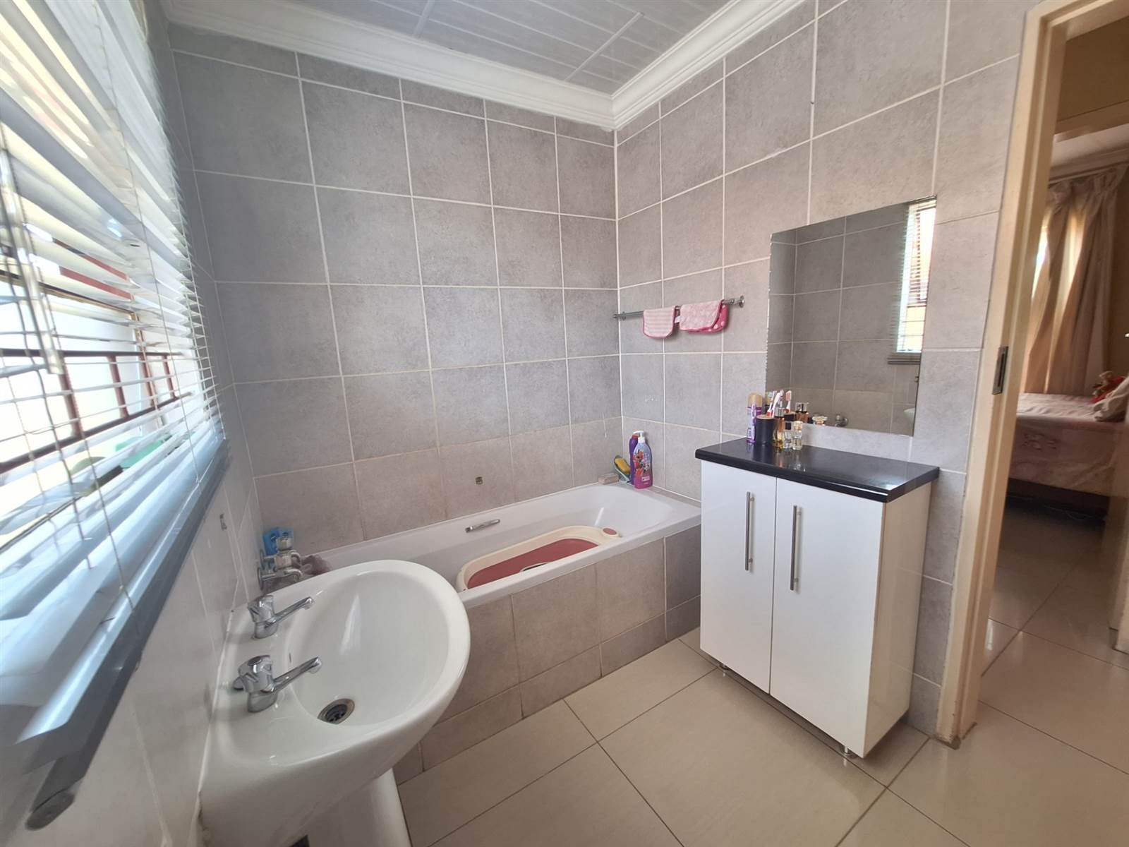 4 Bed House in Soshanguve photo number 21