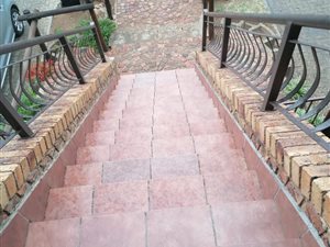 2 Bed Apartment in Rand Collieries