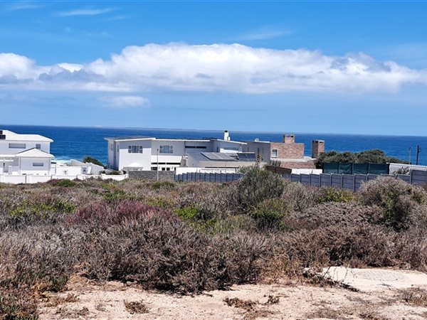 852 m² Land available in Yzerfontein