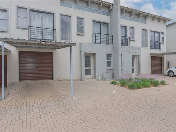 3 Bed Townhouse