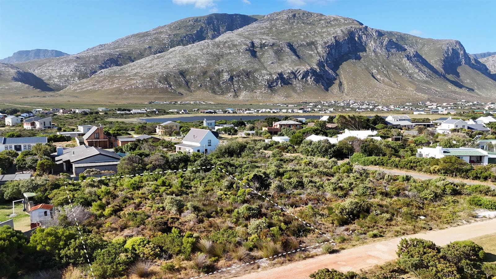 1271 m² Land available in Bettys Bay photo number 2