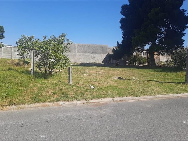 354 m² Land available in Eersterivier