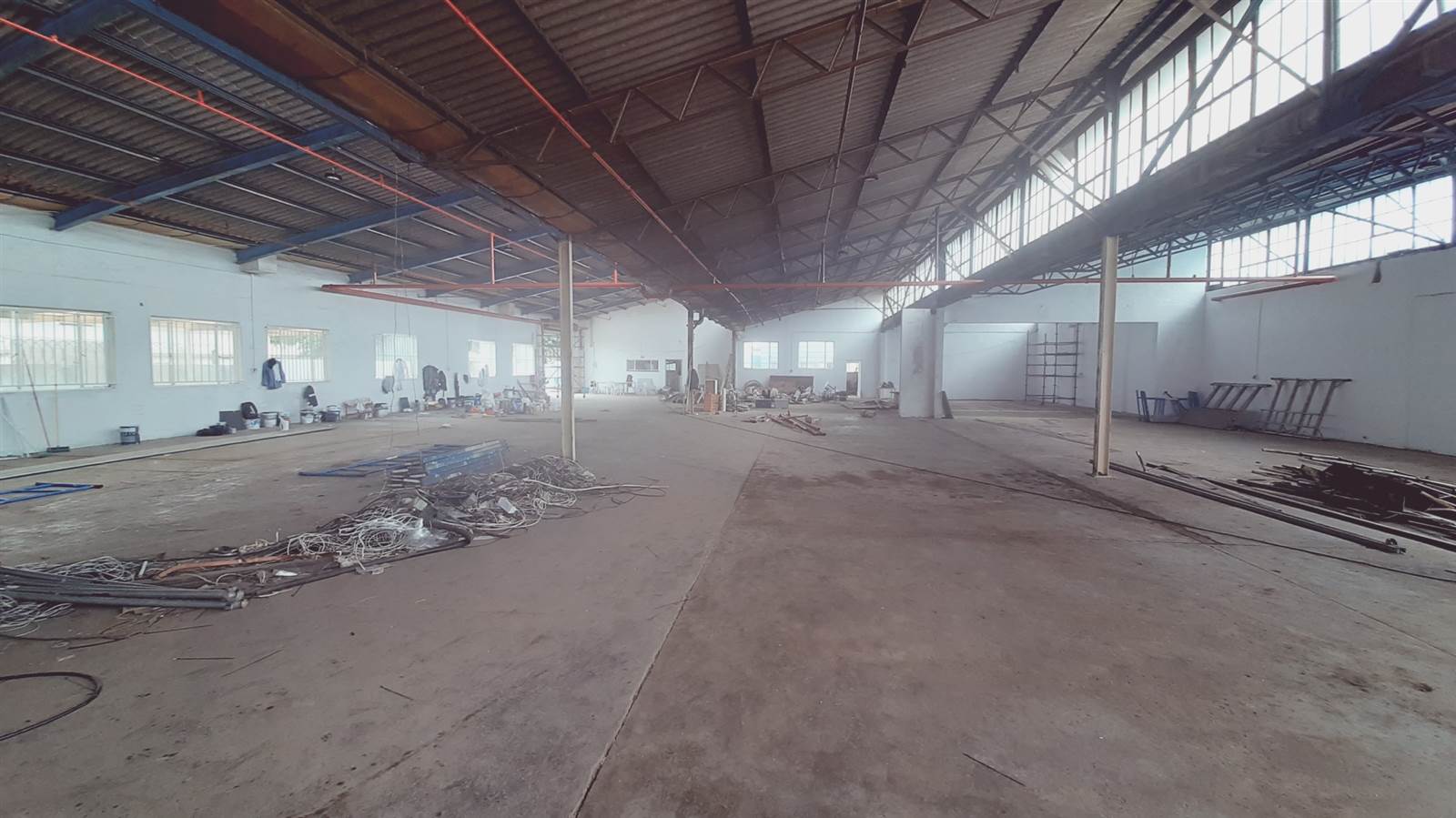 1010  m² Industrial space in New Germany photo number 6