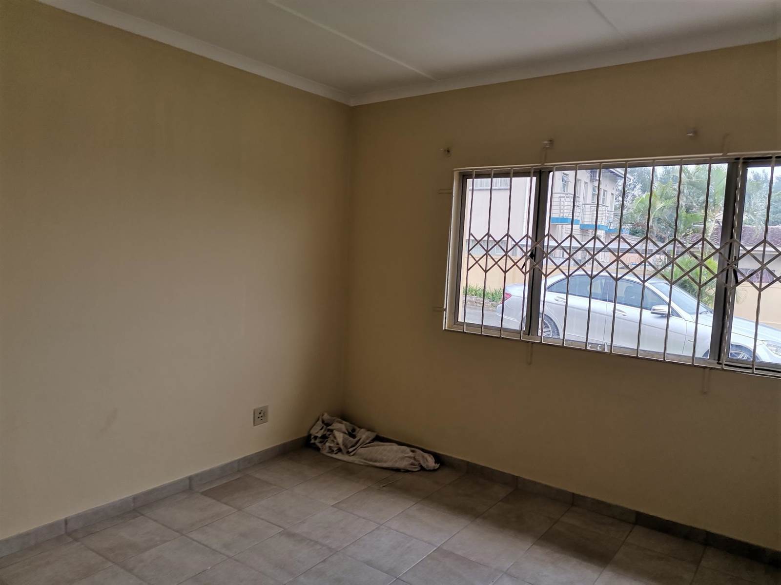 3 Bed Duplex in Durban North photo number 13