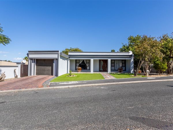 3 Bedroom House 3 Bedroom House