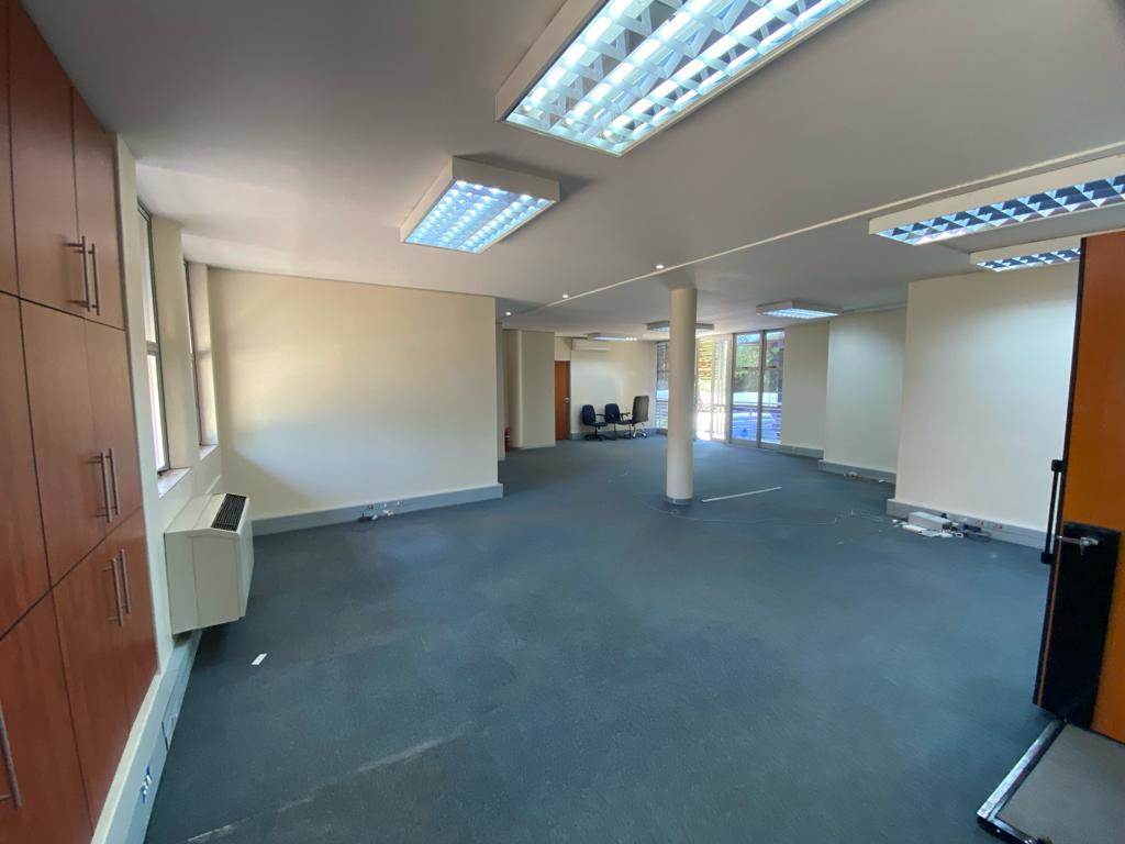 90  m² Commercial space in Lynnwood Glen photo number 1