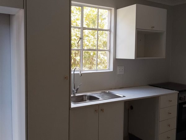 1 Bedroom House