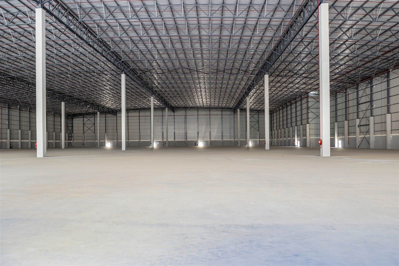 17600  m² Industrial space in Parow photo number 7