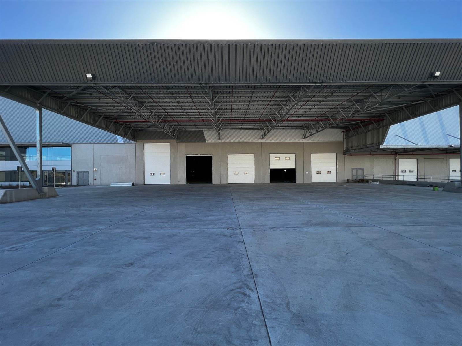 17600  m² Industrial space in Parow photo number 10