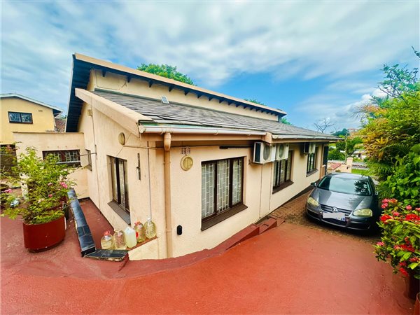 3 Bedroom House 3 Bedroom House