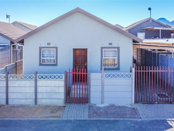 3 Bedroom House 3 Bedroom House