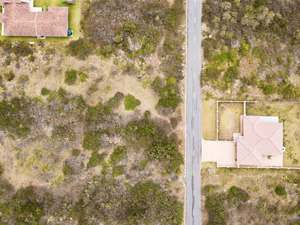 750 m² Land available in Emerald Heights