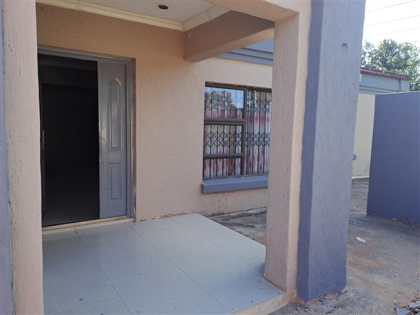 3 Bedroom House 3 Bedroom House