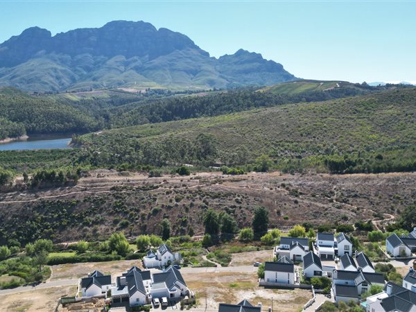 324 m² Land 324 m² Land