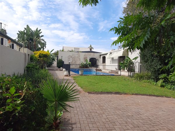 4 Bedroom House 4 Bedroom House