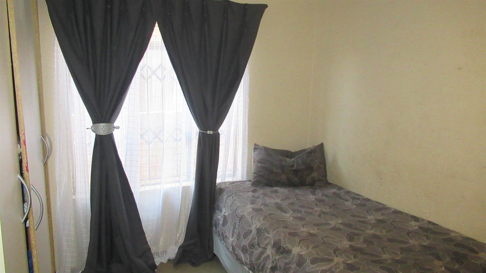 3 Bed Townhouse in Greenhills photo number 7