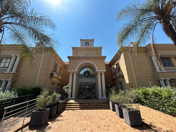 44  m² Office Space in Bryanston