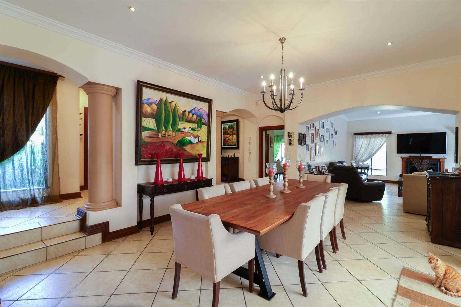 4 Bed House in Ruimsig Country Estate photo number 11