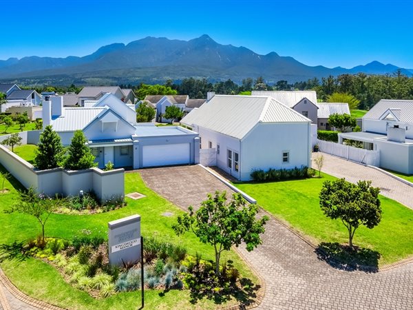 3 Bedroom House 3 Bedroom House