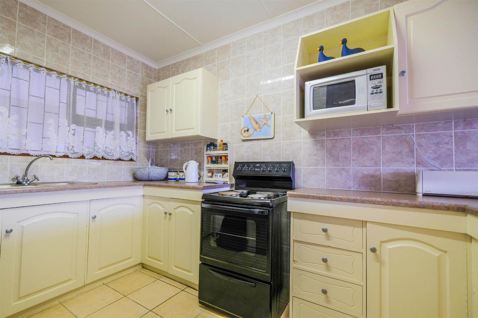 3 Bed Apartment in Port Alfred photo number 8