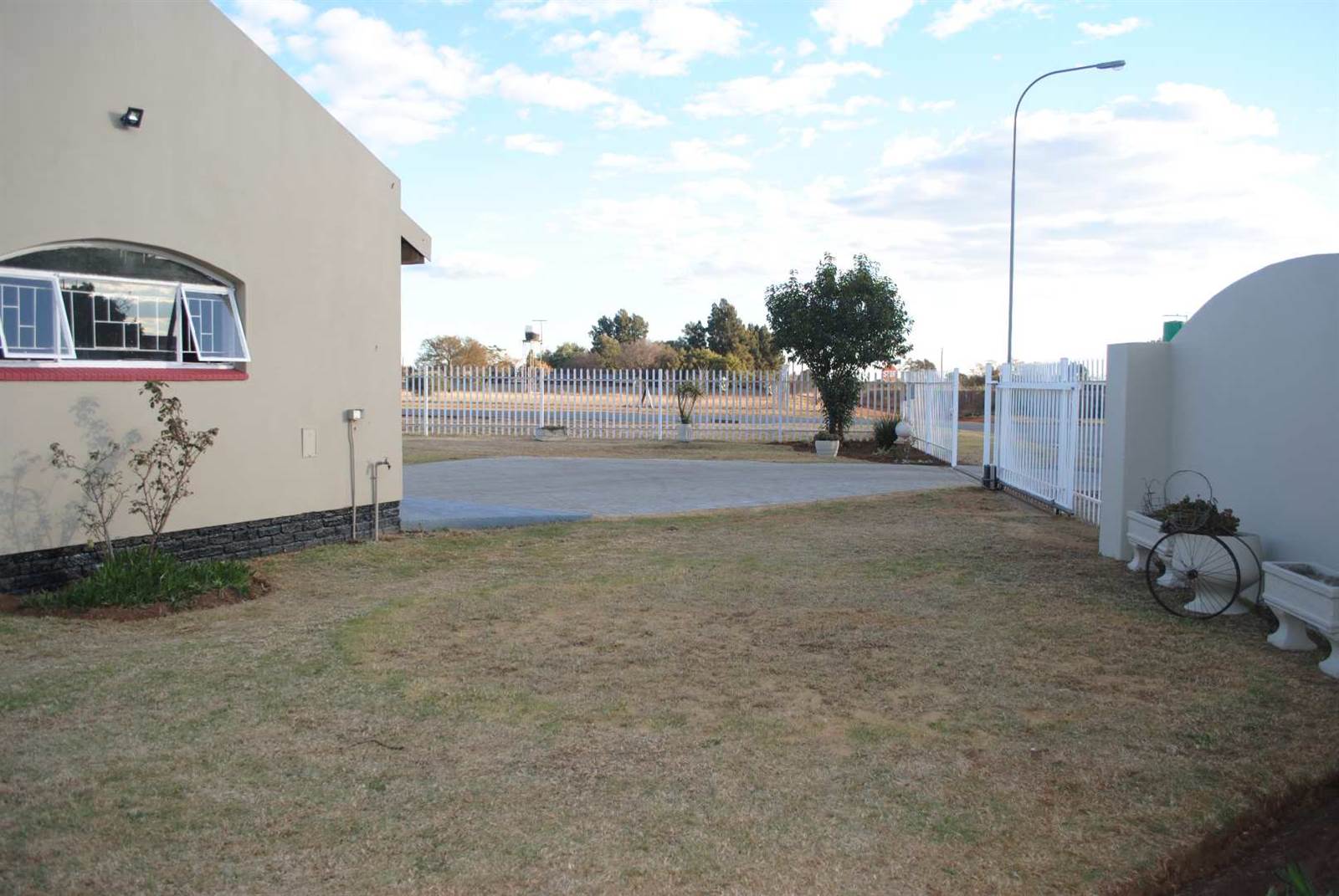 3 Bed House in Riversdale photo number 22