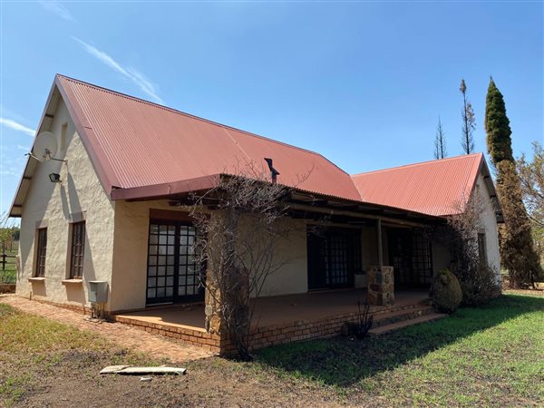 4.3 ha Smallholding 4.3 ha Smallholding