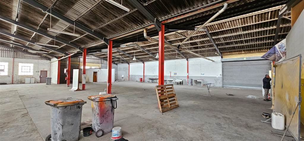 1076  m² Industrial space in Ravensmead photo number 19