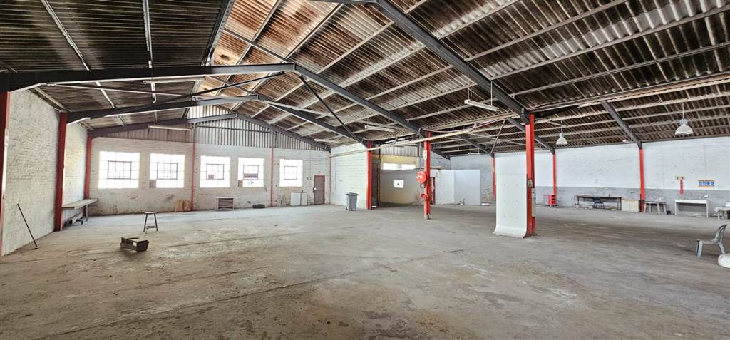 1076  m² Industrial space in Ravensmead photo number 16
