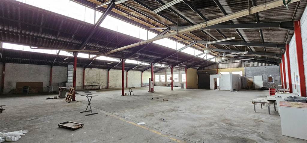 1076  m² Industrial space in Ravensmead photo number 9