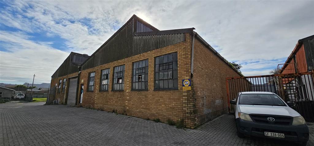 1076  m² Industrial space in Ravensmead photo number 4