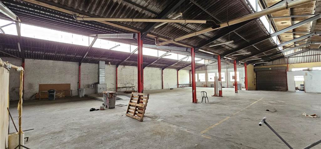 1076  m² Industrial space in Ravensmead photo number 5