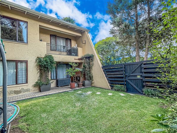 2 Bedroom Townhouse 2 Bedroom Townhouse