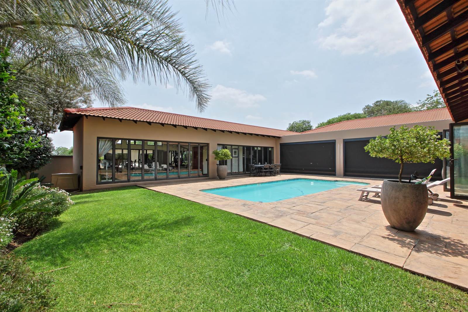 3 Bed Cluster in Rivonia photo number 21