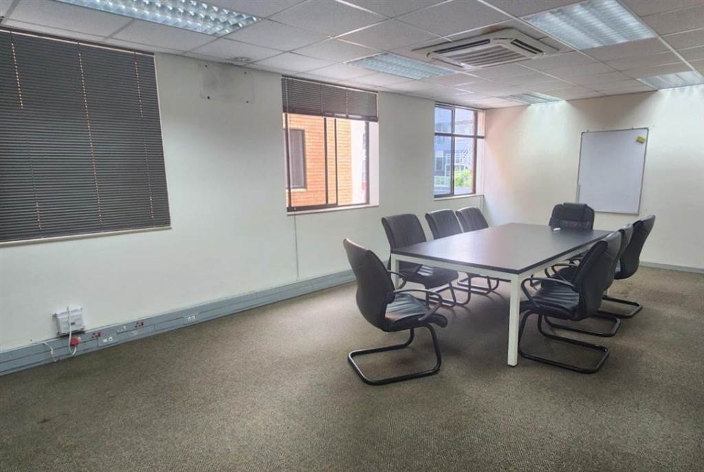 452  m² Office Space in Umhlanga Ridge photo number 8