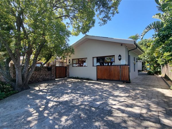 4 Bedroom House 4 Bedroom House