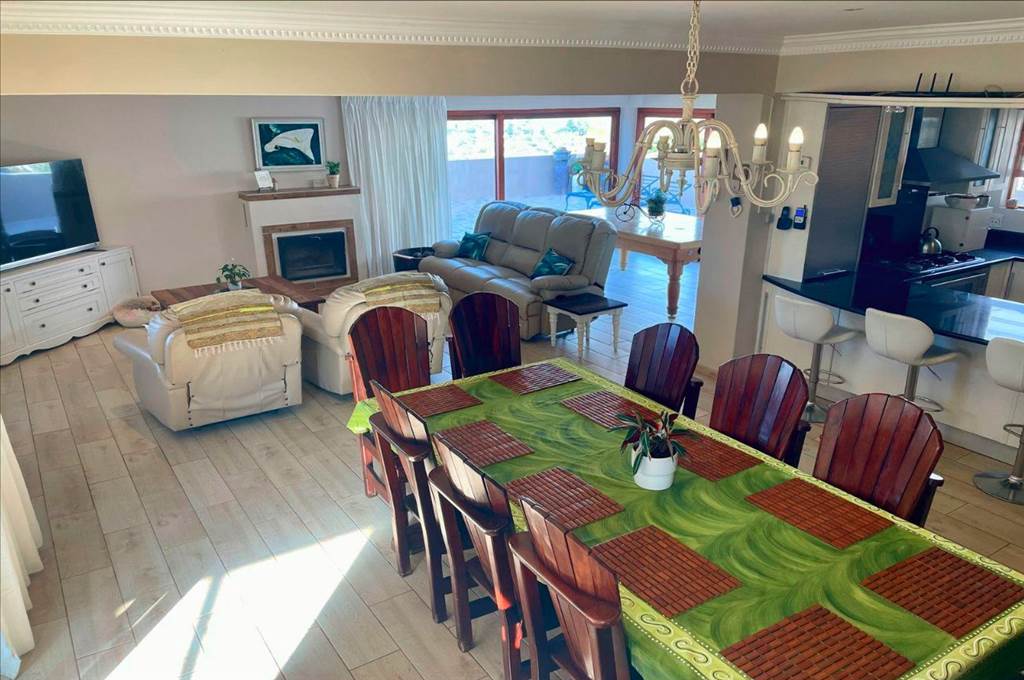 5 Bed House in Fish Hoek photo number 4