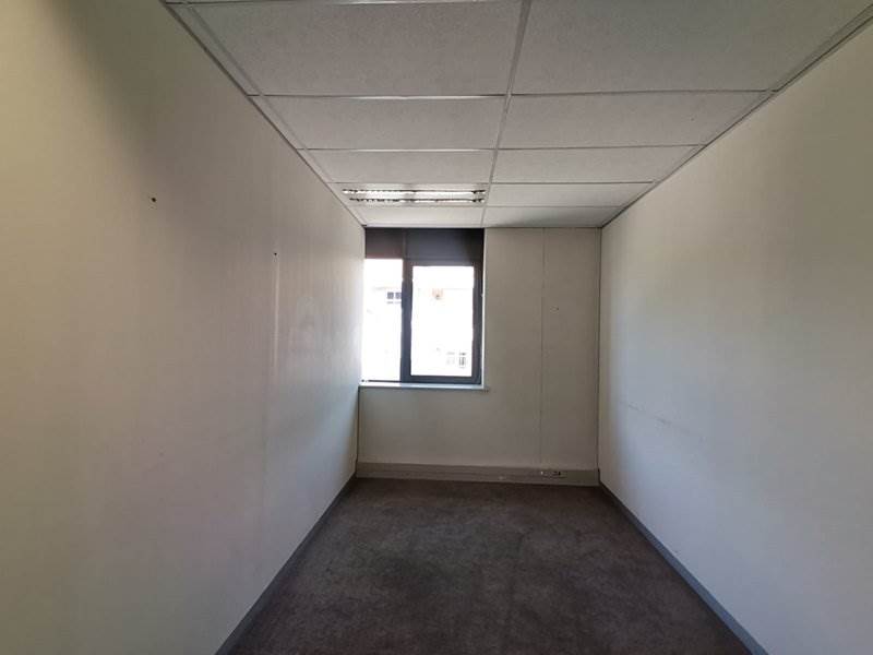 433  m² Office Space in Illovo photo number 20