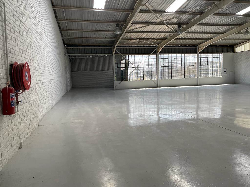 680  m² Commercial space in Halfway House photo number 20