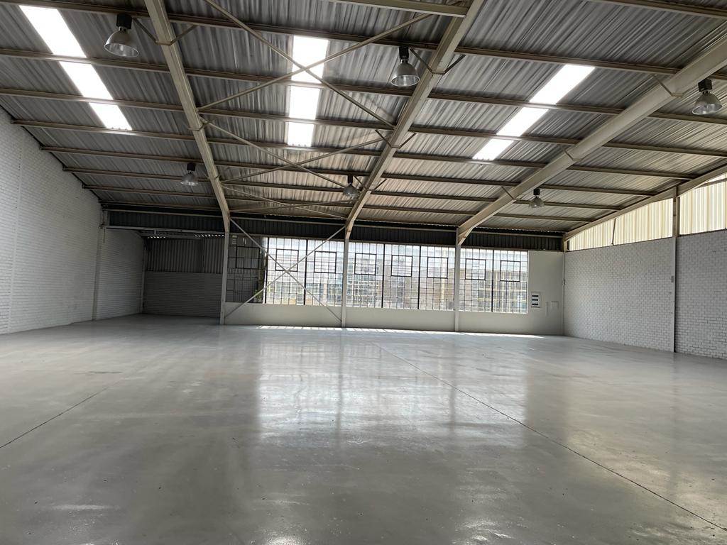680  m² Commercial space in Halfway House photo number 8