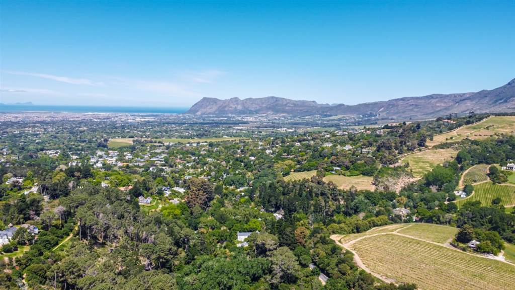8000 m² Land available in Constantia photo number 7